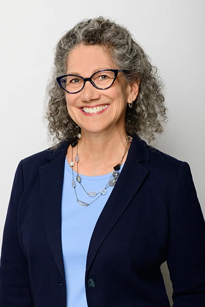 Kristine Devitt headshot